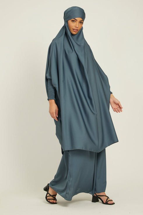 modest city two piece grey jilbab set with dolman sleeves