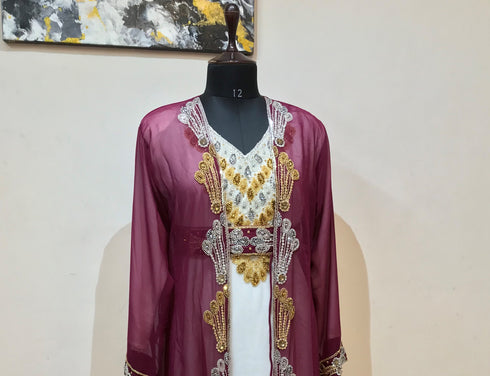 Wine and white luxurious Full Sleeves Moroccan Kaftan With Sun-proof hijab.