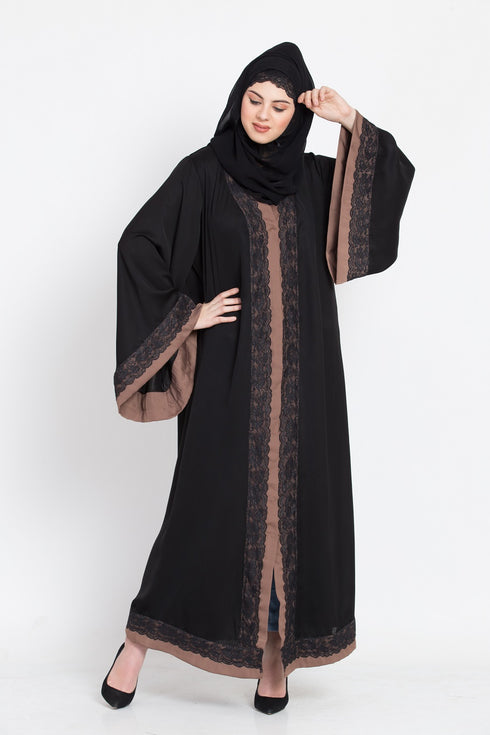 Nazneen Front Open With Lace And Contrast Band Dubai Kaftan