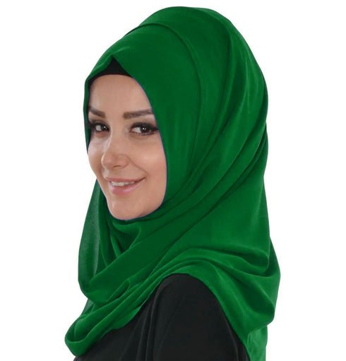 Dark Green luxurious Moroccan Kaftan With Sun-proof hijab.