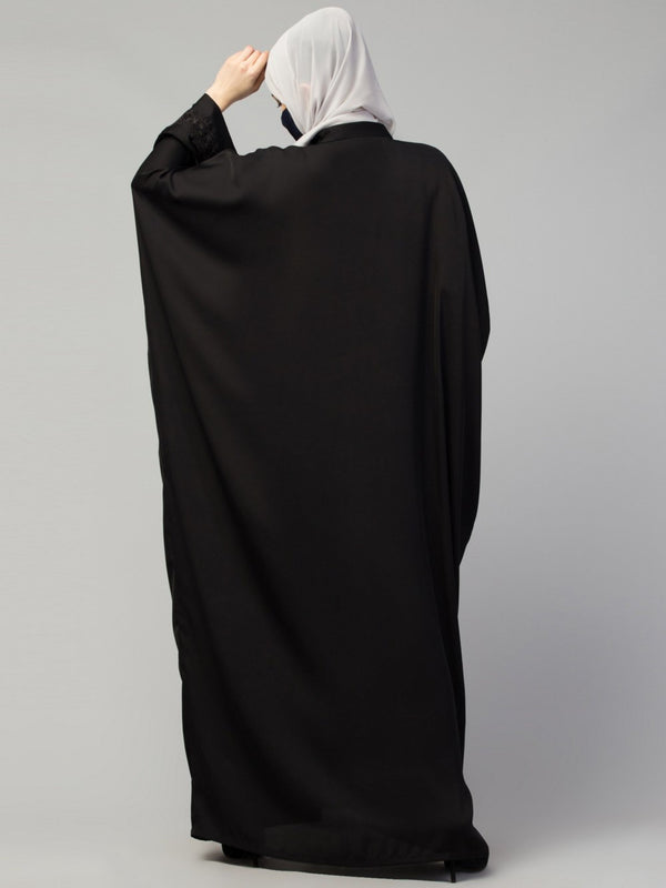 Designer kaftan abaya with lacework & tussels