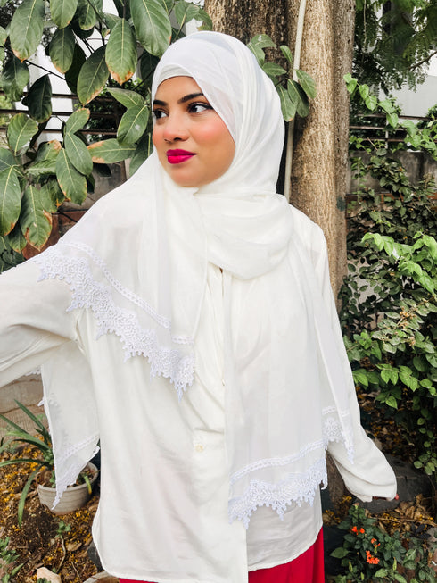 nazneen ready-to-wear hijab - white georgette with lace, faux georgette fabric